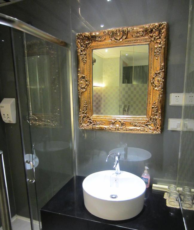 Jiujiu Holiday Hotel Shanghai Room photo