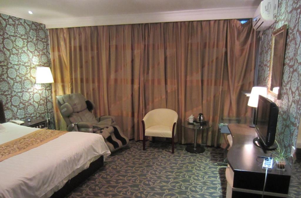 Jiujiu Holiday Hotel Shanghai Room photo